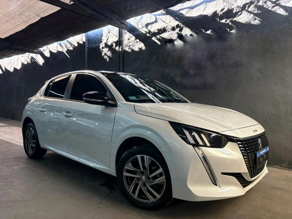 Peugeot 208 Feline 1.6 Aut