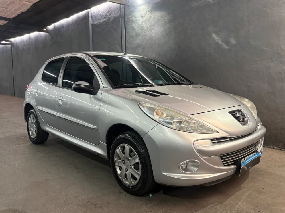 Peugeot 207  Compact allure 1.4